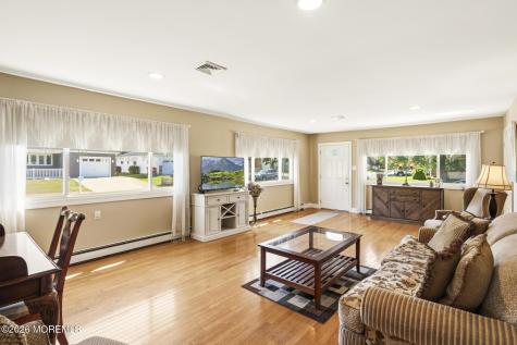 2 Biscayne Street Toms River NJ 08757