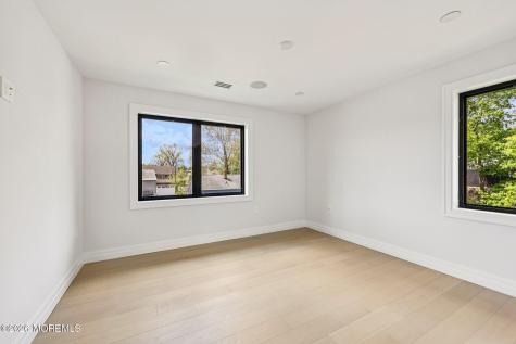 51 Albany Avenue Nutley NJ 07110