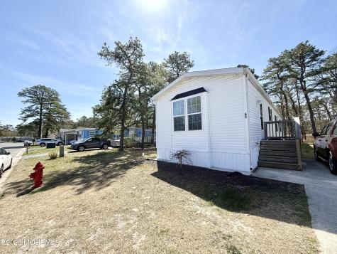 65 Woodchuck Parkway Whiting NJ 08759