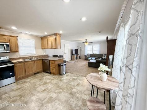 65 Woodchuck Parkway Whiting NJ 08759