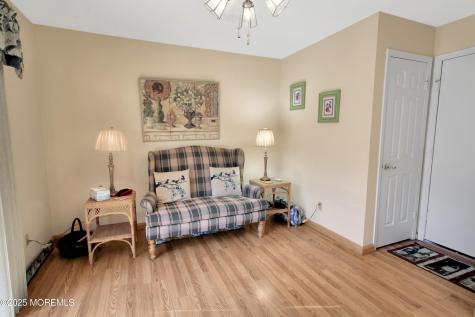 8 Morning Glory Lane Whiting NJ 08759