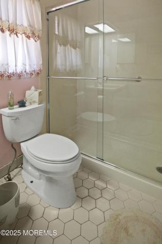 8 Morning Glory Lane Whiting NJ 08759