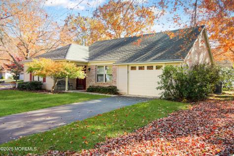 8 Morning Glory Lane Whiting NJ 08759