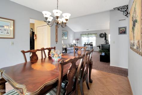 8 Morning Glory Lane Whiting NJ 08759