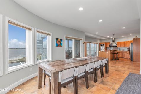 1220 S Green Street Tuckerton NJ 08087