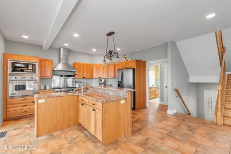 1220 S Green Street Tuckerton NJ 08087