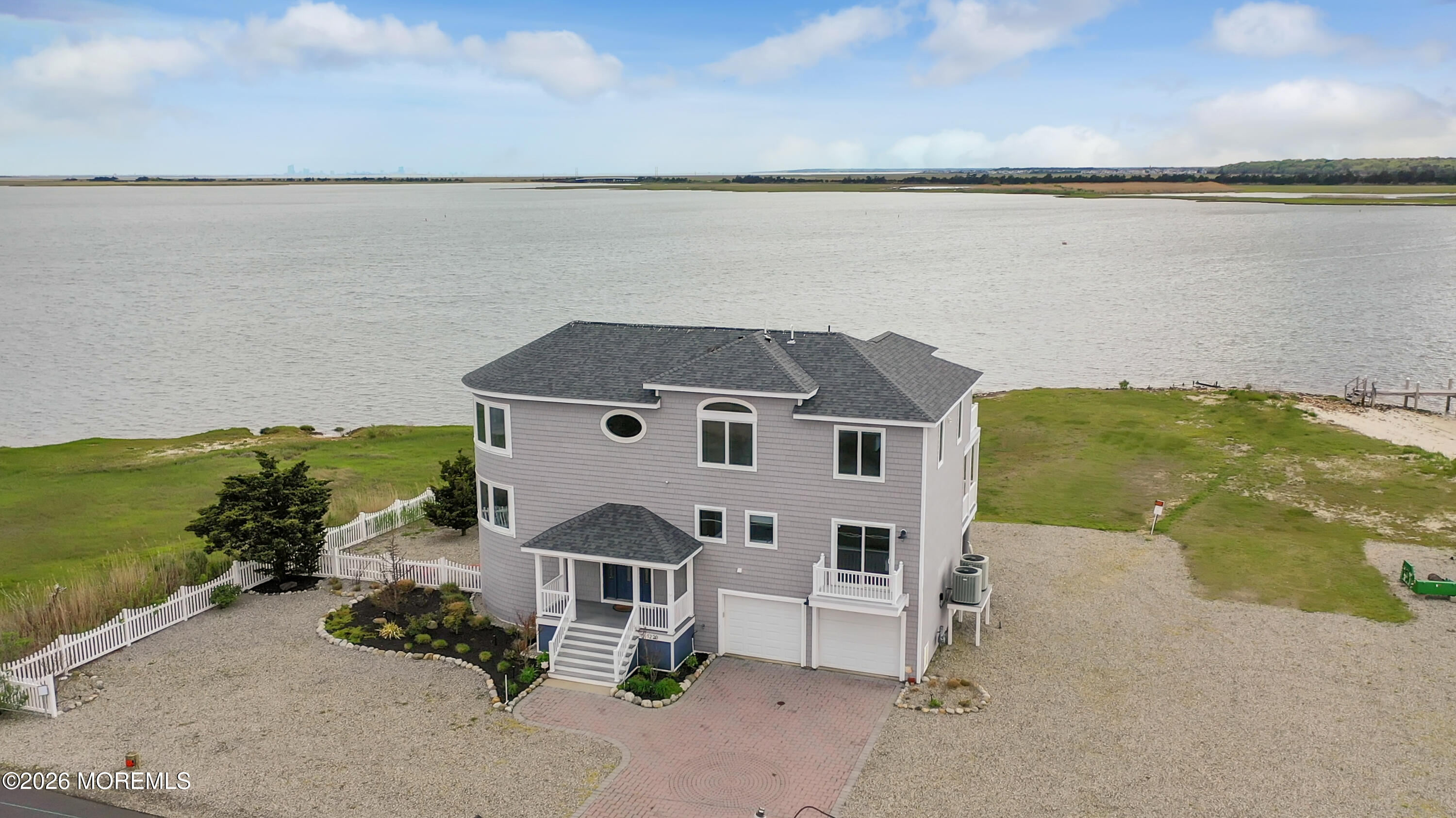 1220 S Green Street Tuckerton NJ 08087