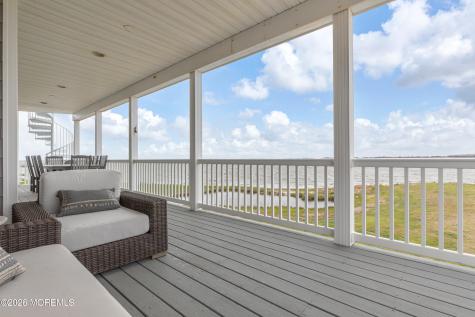 1220 S Green Street Tuckerton NJ 08087