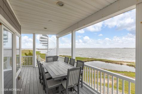 1220 S Green Street Tuckerton NJ 08087