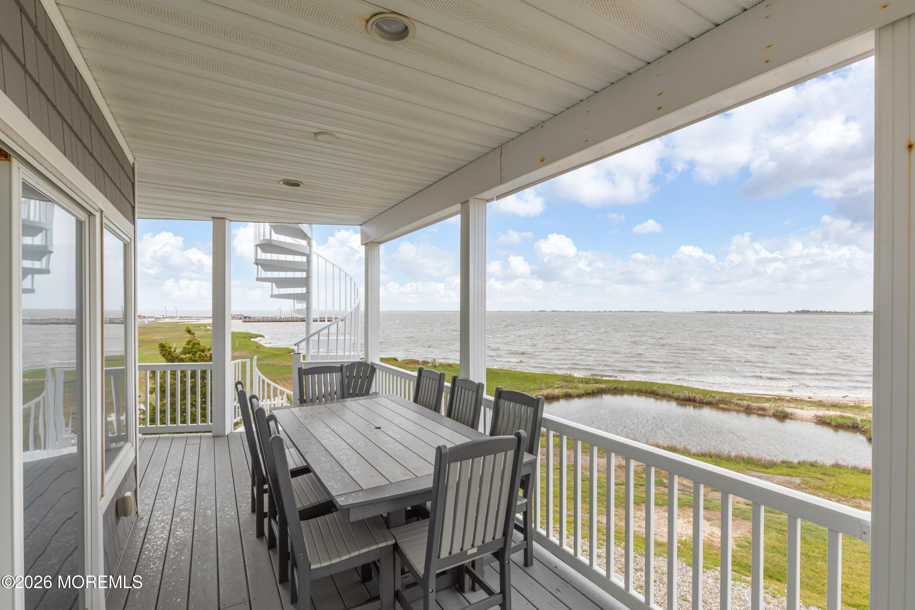 1220 S Green Street Tuckerton NJ 08087