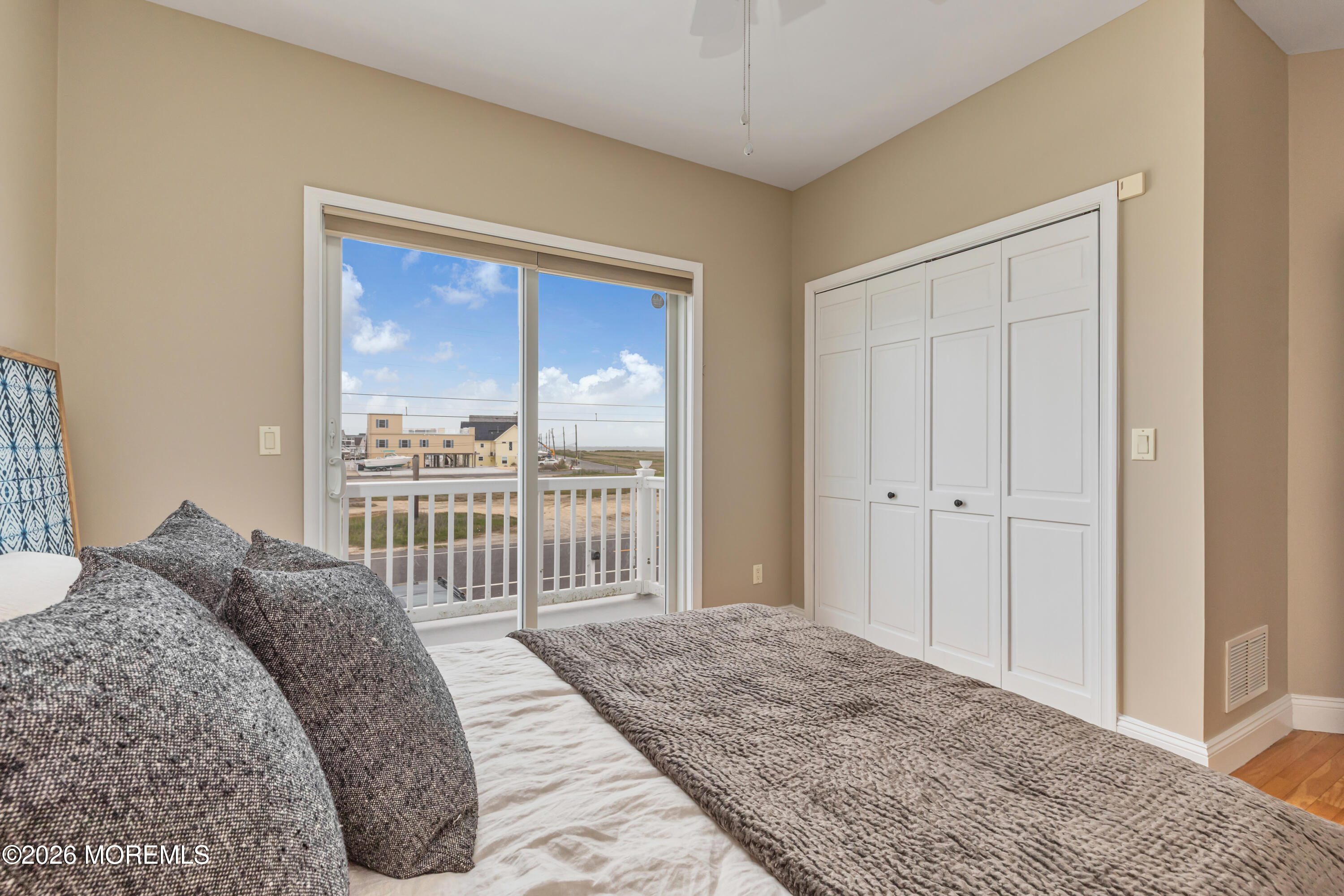 1220 S Green Street Tuckerton NJ 08087