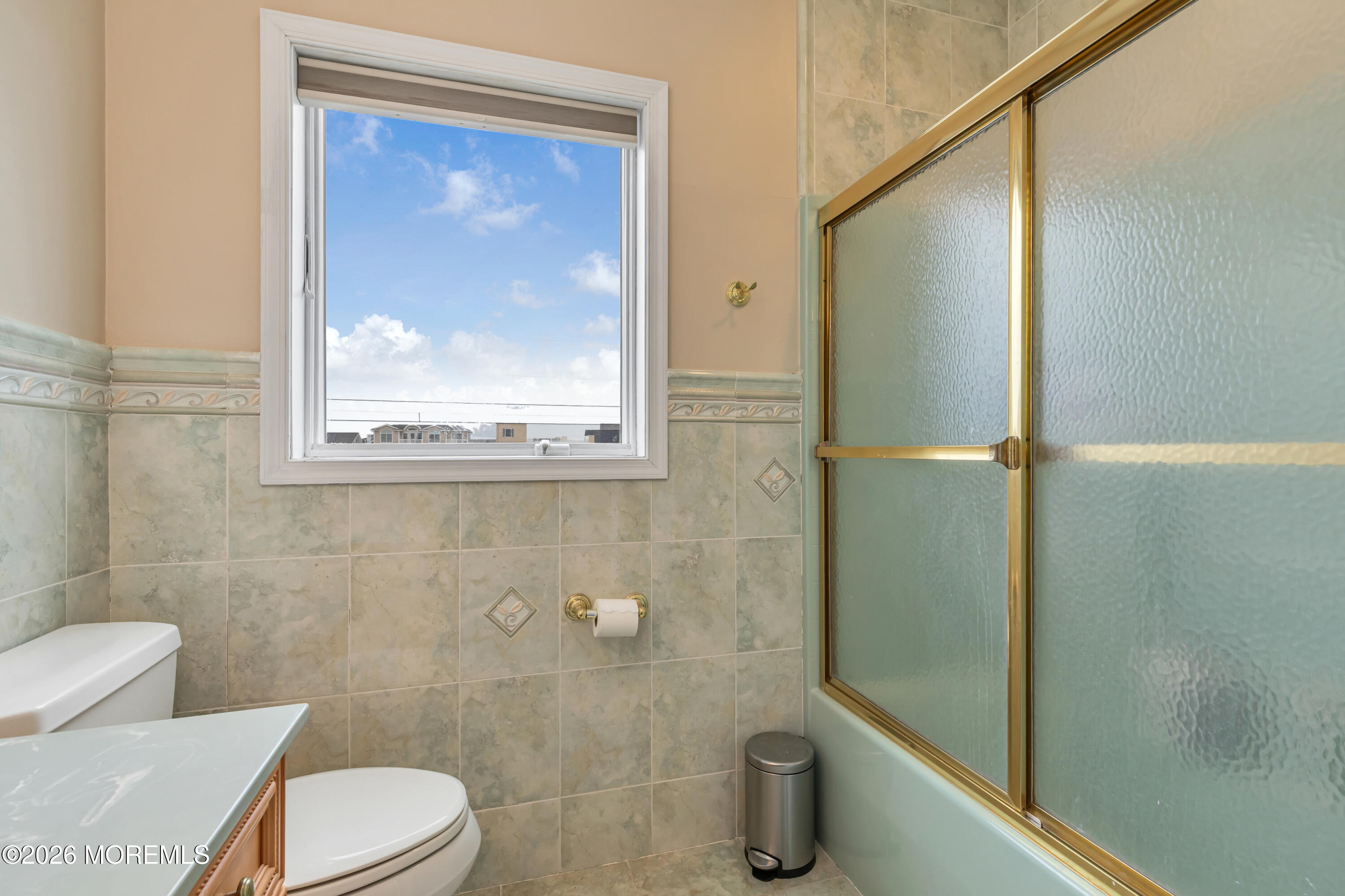 1220 S Green Street Tuckerton NJ 08087