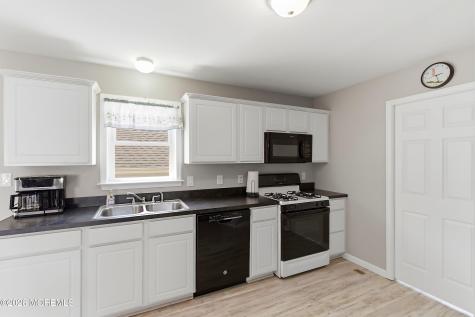 334 E Bayview Avenue Ocean Gate NJ 08740