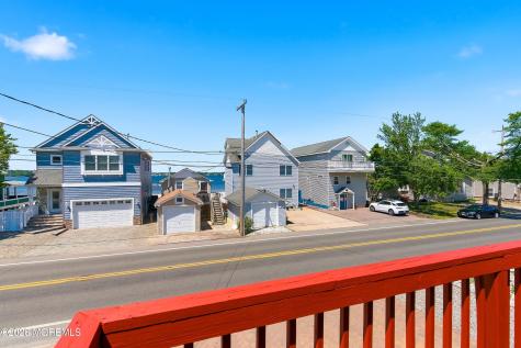 334 E Bayview Avenue Ocean Gate NJ 08740
