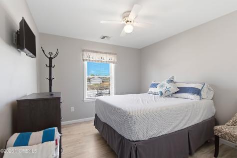 334 E Bayview Avenue Ocean Gate NJ 08740