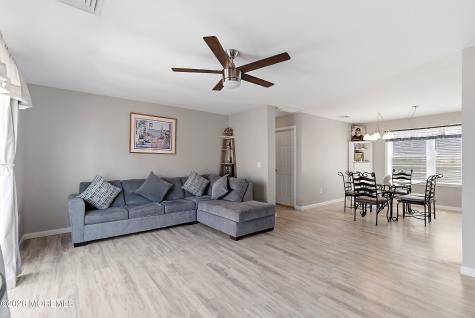 334 E Bayview Avenue Ocean Gate NJ 08740