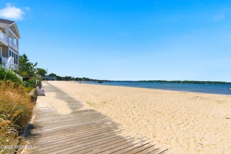 334 E Bayview Avenue Ocean Gate NJ 08740