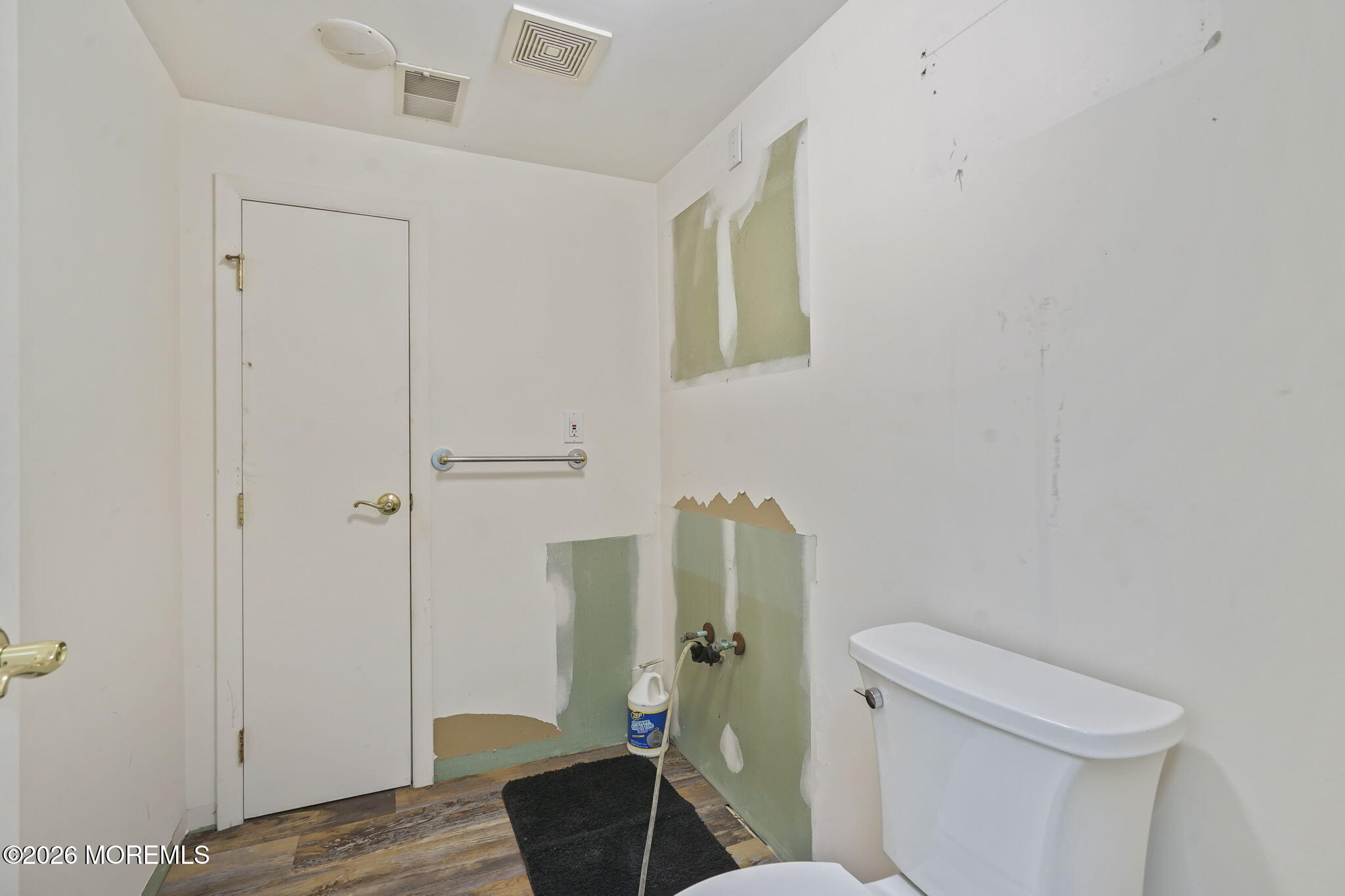 11 Lake Ontario Lane Morganville NJ 07751