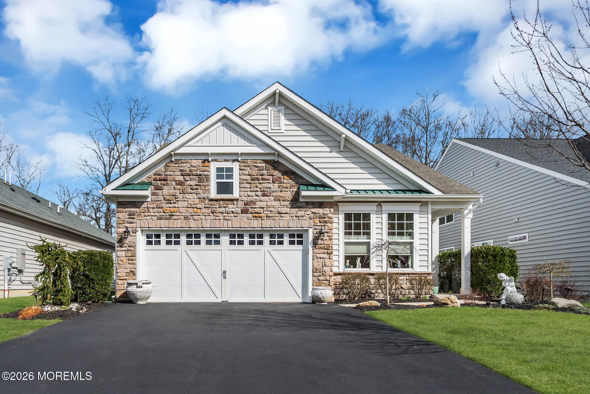 25 Lily Pond Court Howell NJ 07731