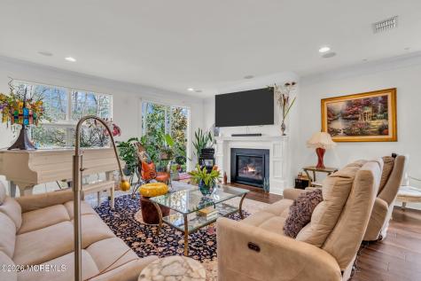 25 Lily Pond Court Howell NJ 07731