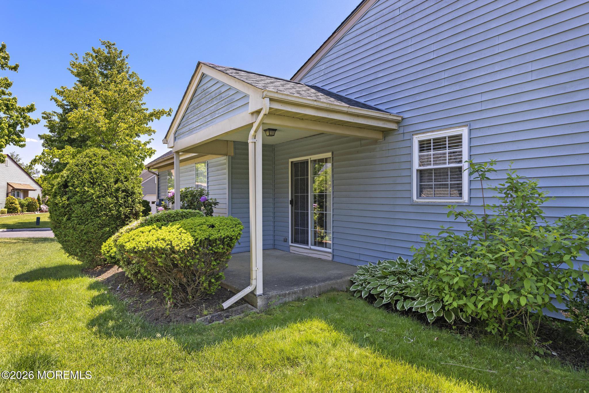 10 Alexander Hamilton Court Monroe NJ 08831