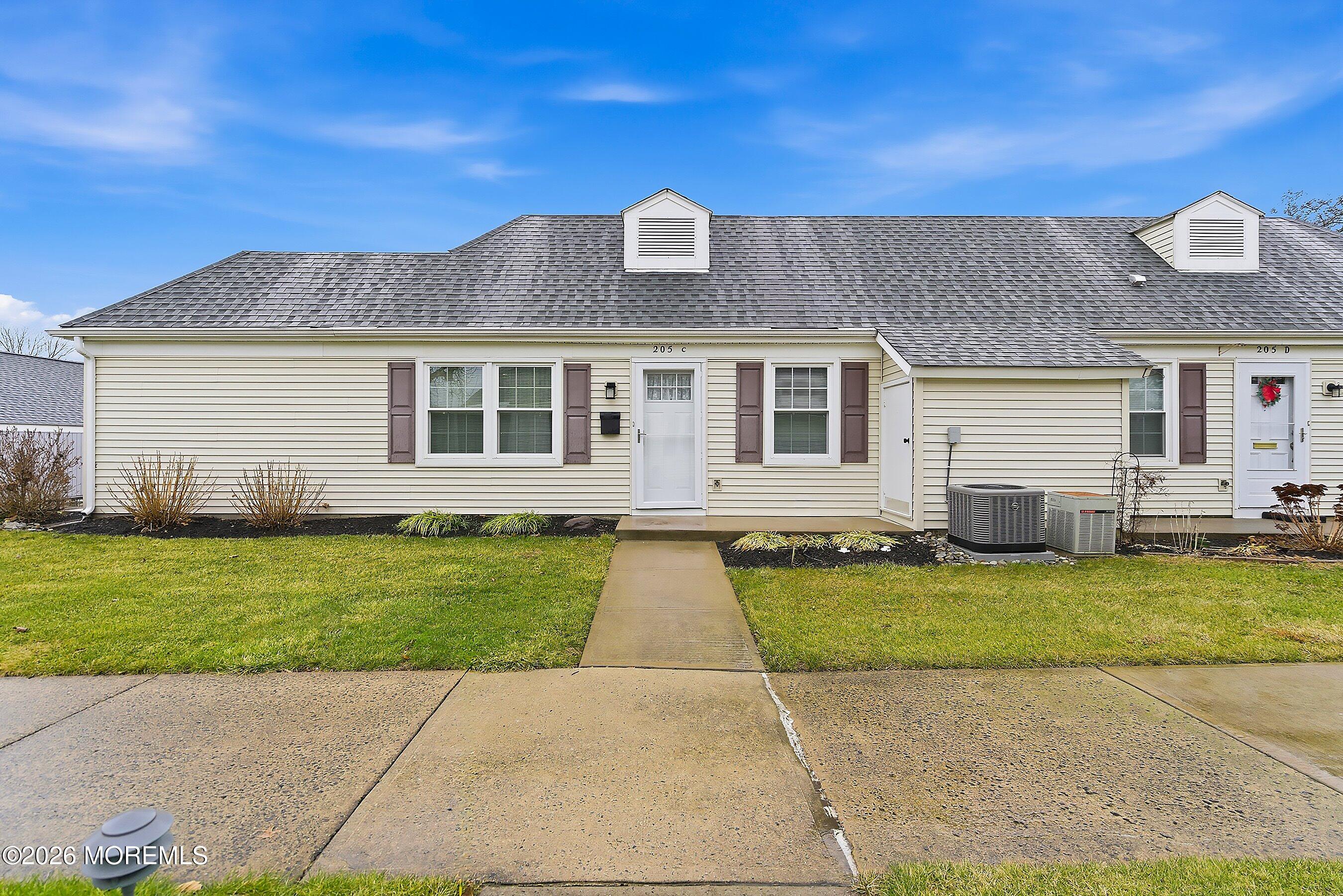 205C Madison Lane Monroe NJ 08831