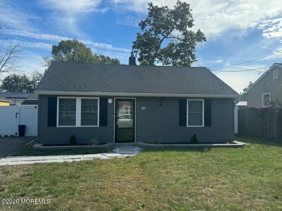 223 Windward Avenue Beachwood NJ 08722