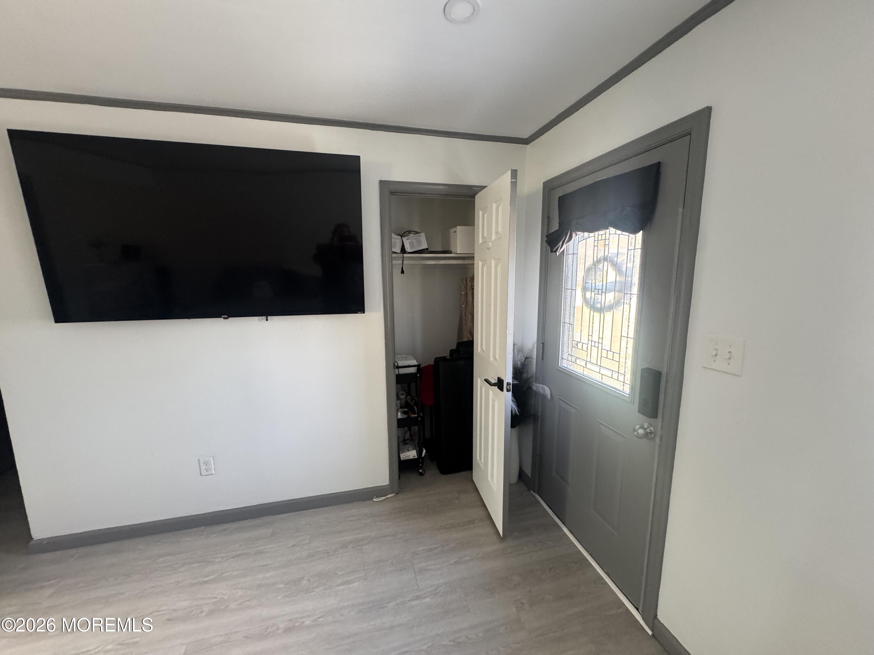 223 Windward Avenue Beachwood NJ 08722