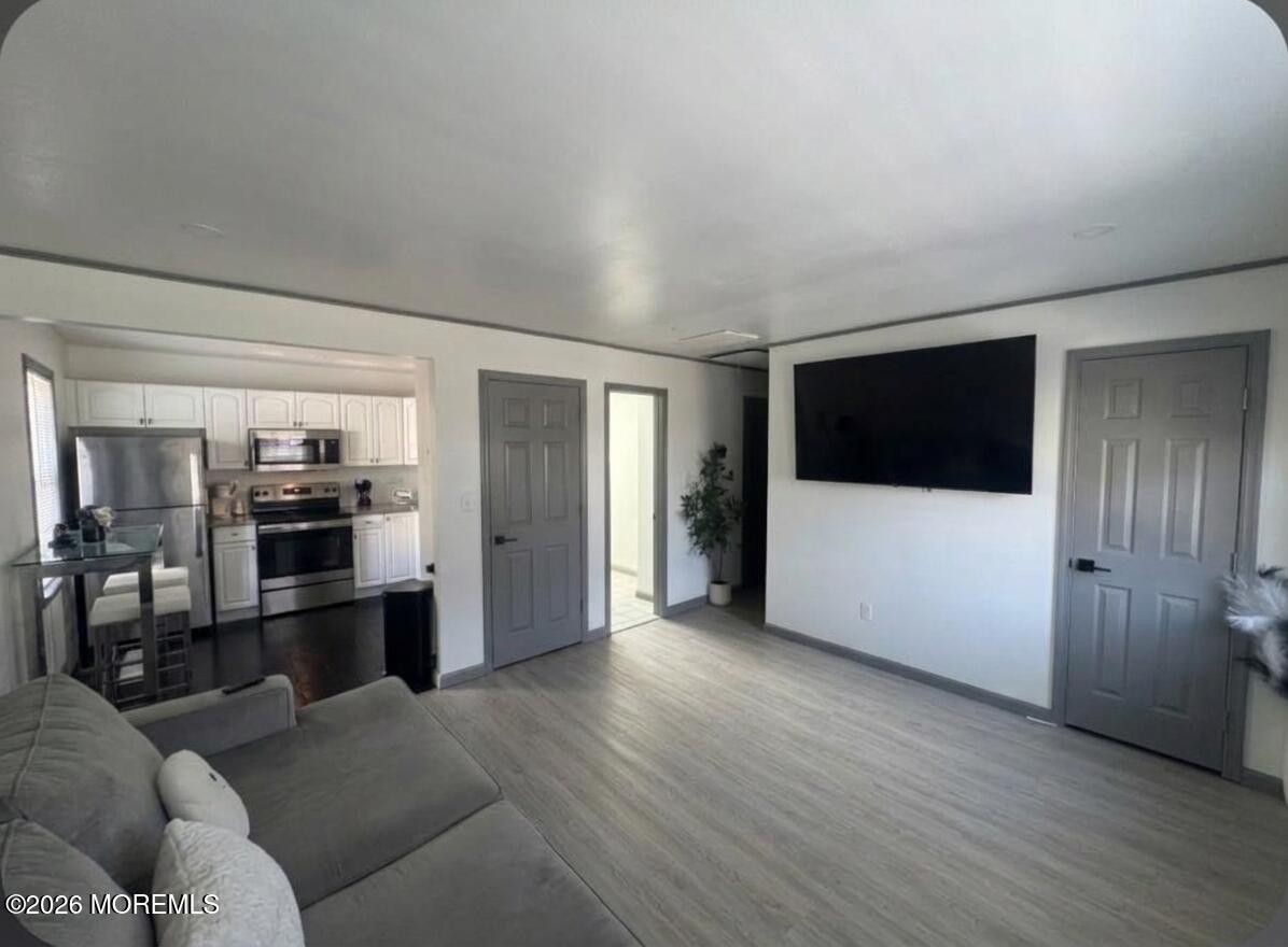 223 Windward Avenue Beachwood NJ 08722