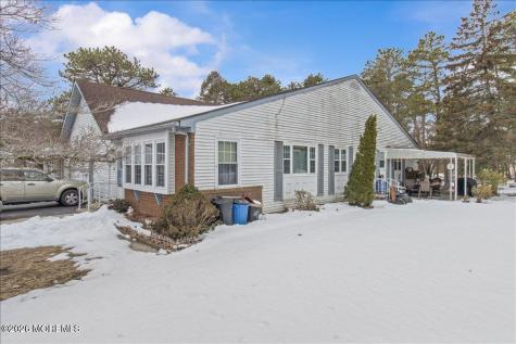 4B Cottage Court Whiting NJ 08759