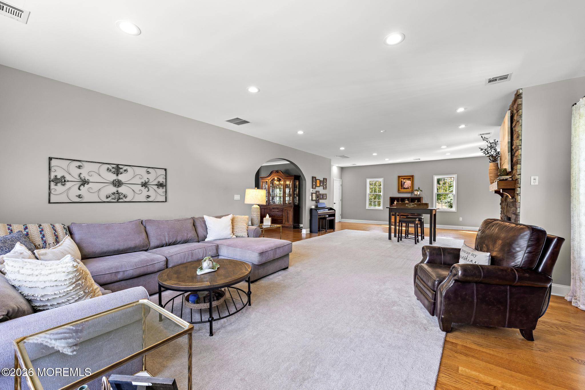 170 Burlington Path Road Cream Ridge NJ 08514
