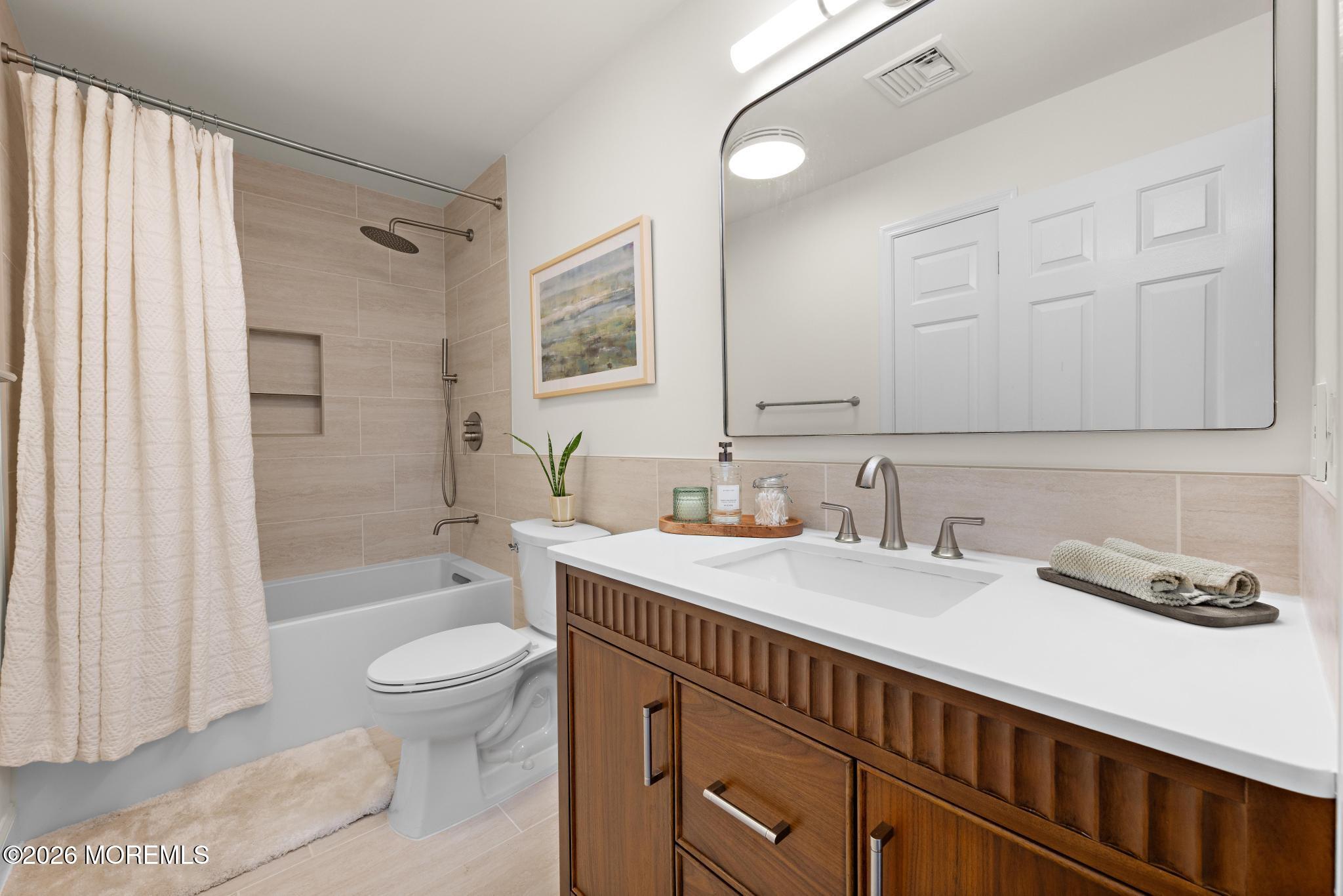 170 Burlington Path Road Cream Ridge NJ 08514