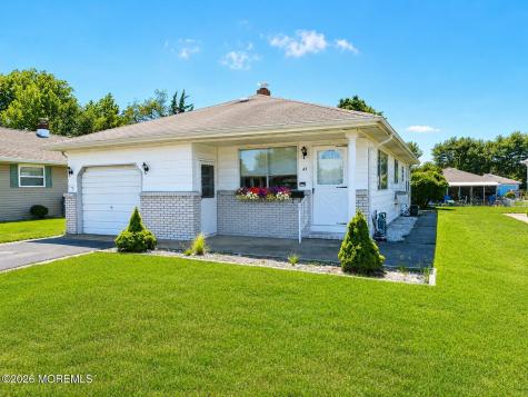45 Scarborough Place Toms River NJ 08757
