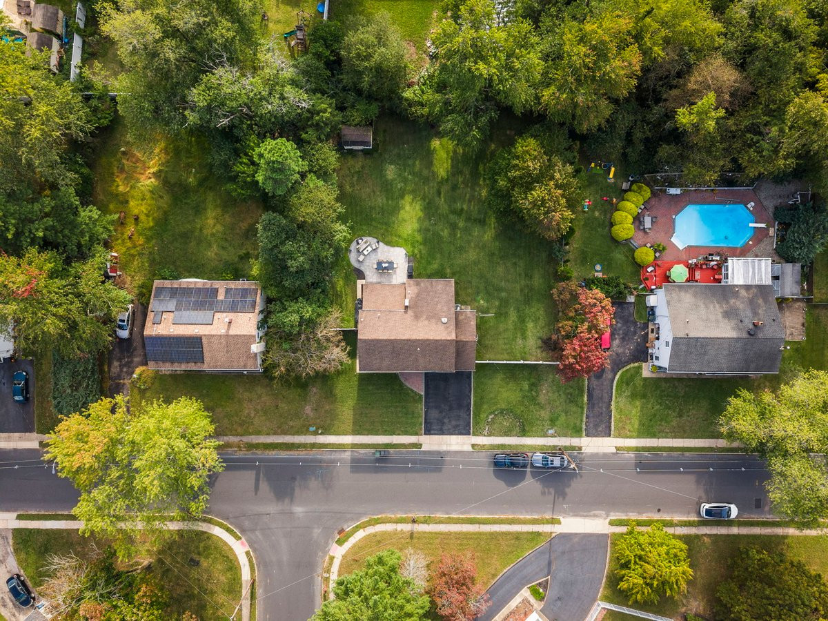 47 Old Bridge Drive Howell NJ 07731