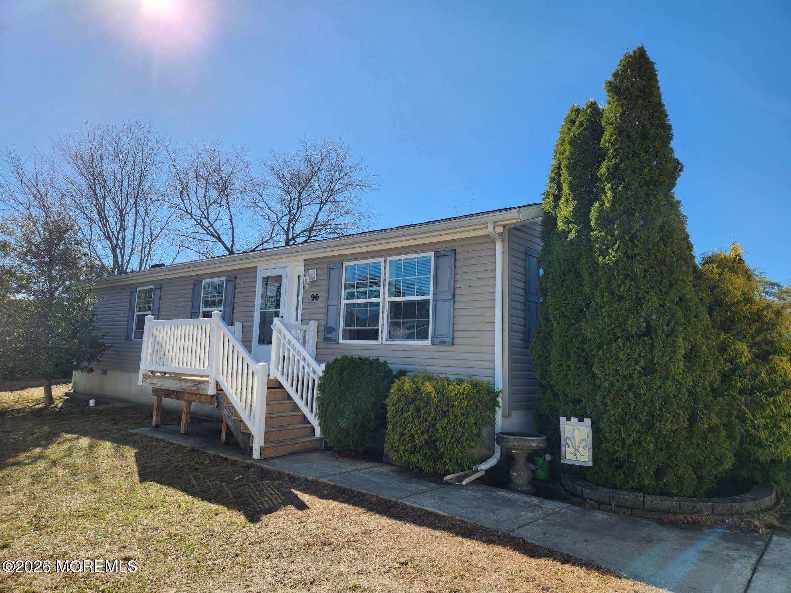 96 Woodchuck Parkway Manchester NJ 08759