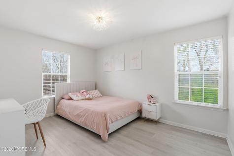 19 Susie Lane Jackson NJ 08527