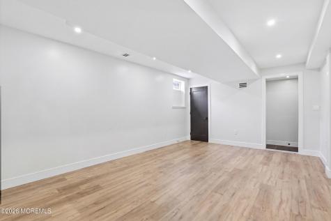 19 Susie Lane Jackson NJ 08527