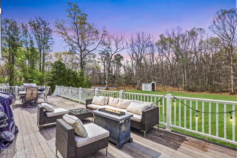 19 Susie Lane Jackson NJ 08527