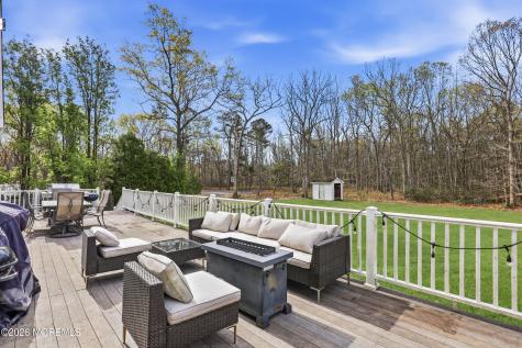 19 Susie Lane Jackson NJ 08527