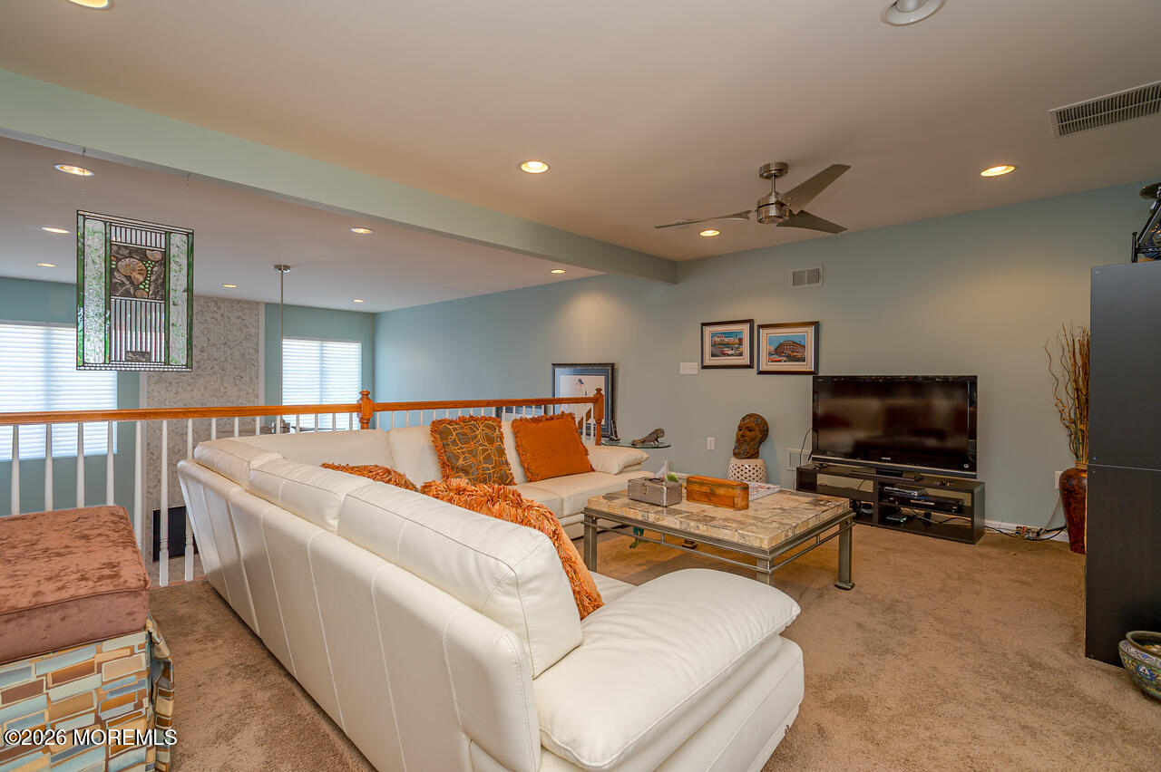 5 Long Cove Drive Monroe NJ 08831