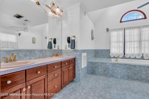 52 Langeveld Drive Freehold NJ 07728
