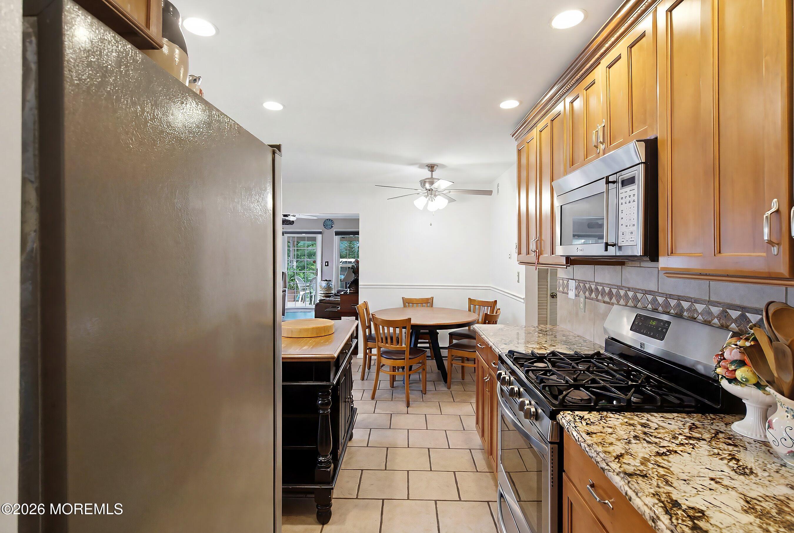 25 Harrogate Lane Manchester NJ 08759