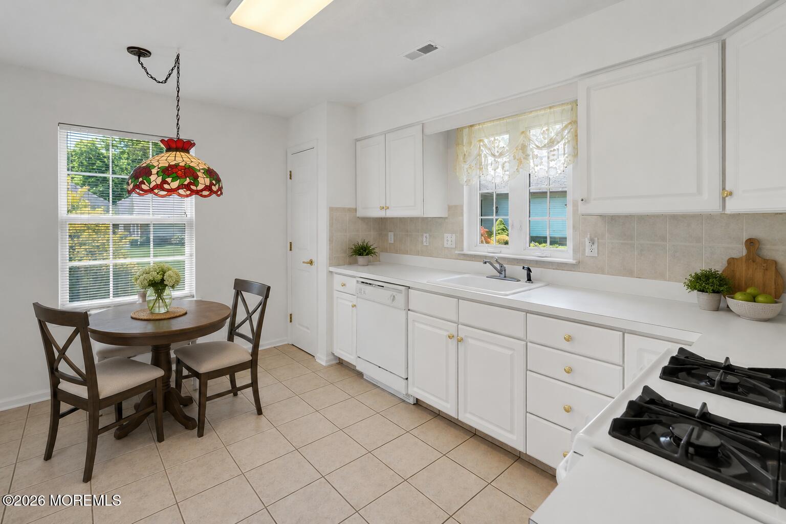 21 Tudor Court Jackson NJ 08527