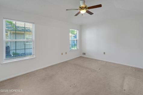 21 Tudor Court Jackson NJ 08527