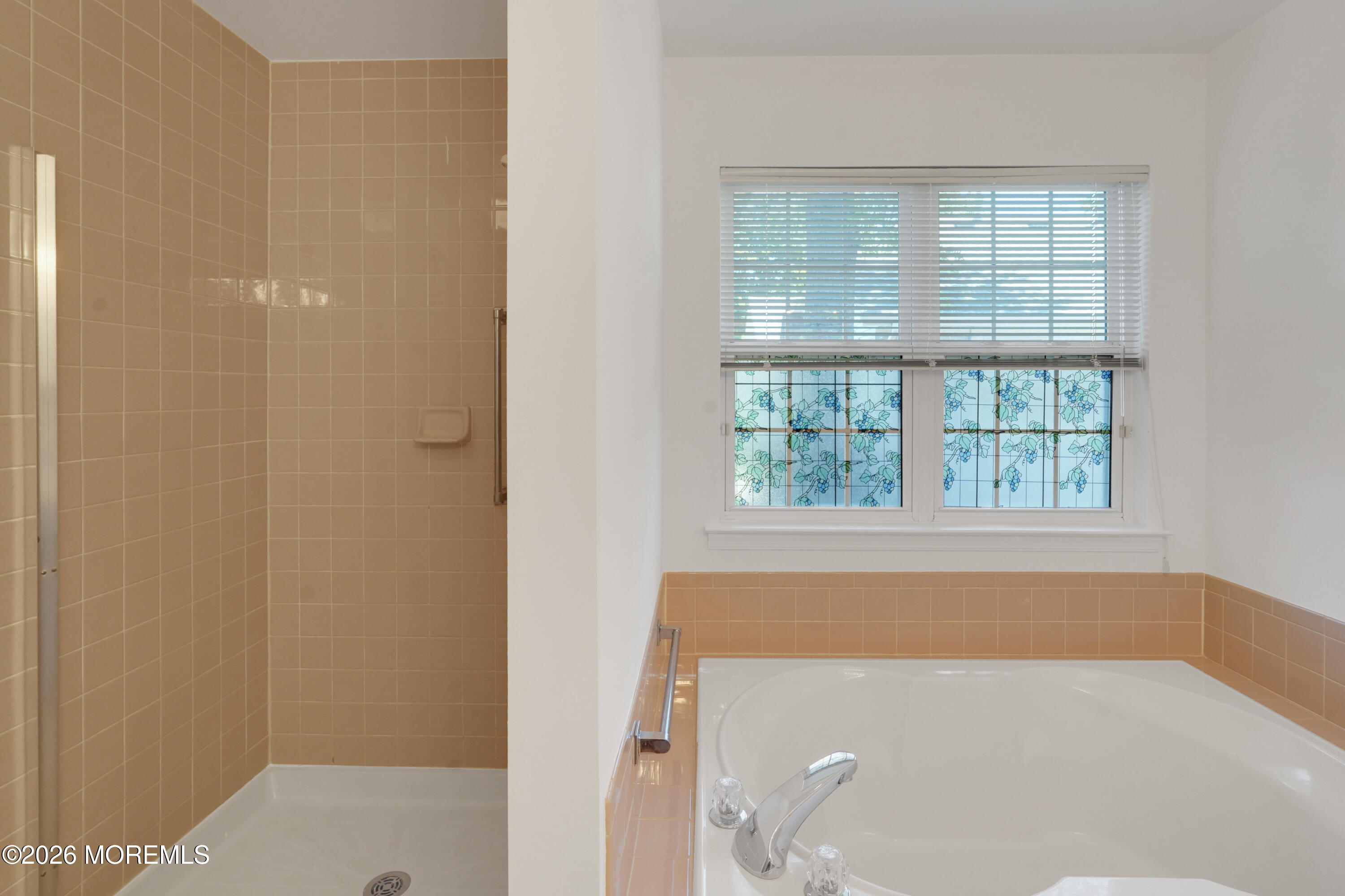 21 Tudor Court Jackson NJ 08527