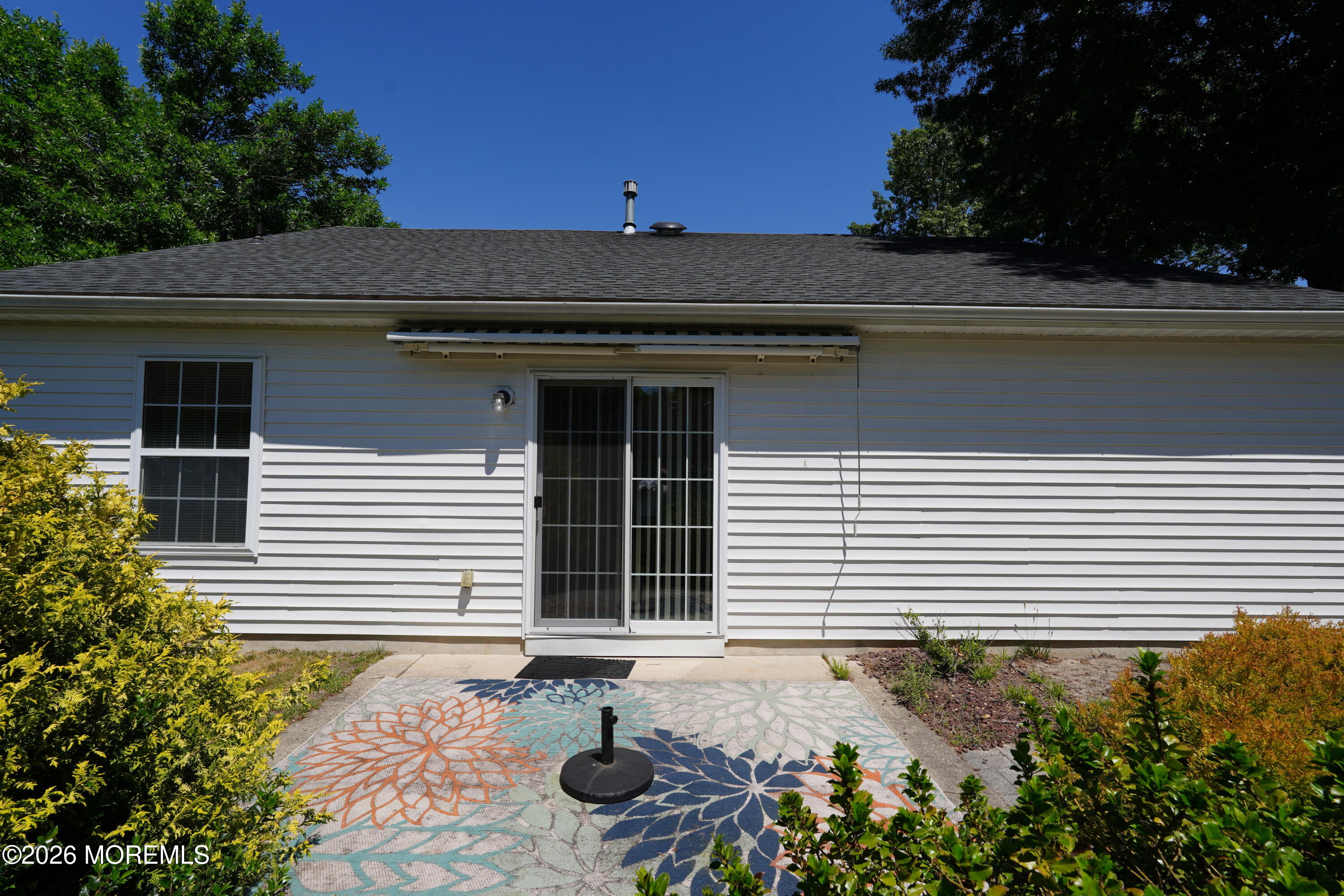 21 Tudor Court Jackson NJ 08527
