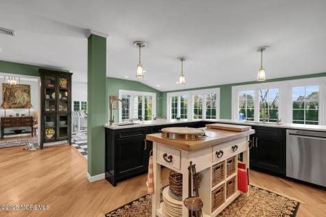 16 Mulberry Lane Colts Neck NJ 07722