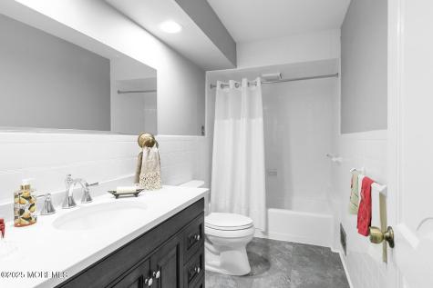 16 Mulberry Lane Colts Neck NJ 07722
