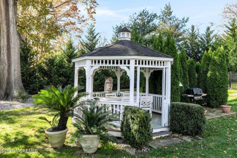 16 Mulberry Lane Colts Neck NJ 07722