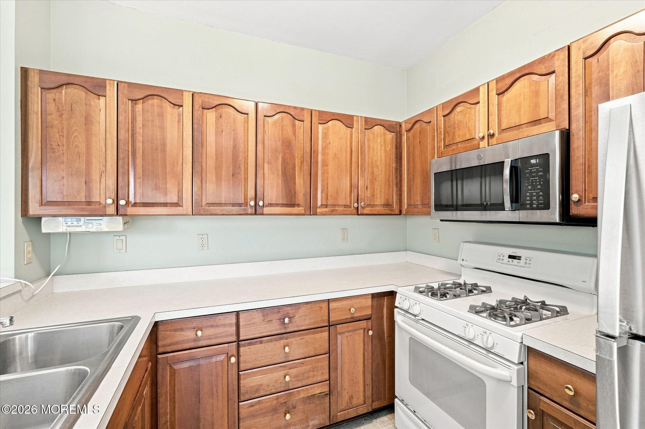 30 Fountain View Drive Barnegat NJ 08005